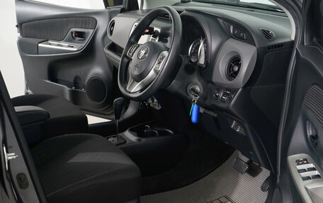 Toyota Vitz, 2016 год, 859 000 рублей, 12 фотография