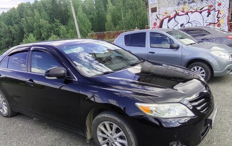 Toyota Camry, 2011 год, 1 350 000 рублей, 2 фотография