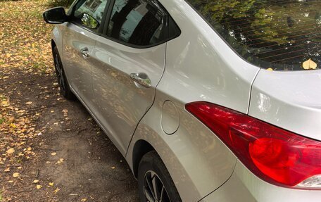 Hyundai Avante, 2011 год, 700 000 рублей, 6 фотография