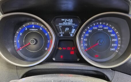 Hyundai Avante, 2011 год, 700 000 рублей, 9 фотография