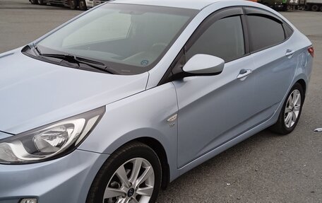 Hyundai Solaris II рестайлинг, 2011 год, 750 000 рублей, 7 фотография