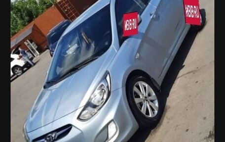 Hyundai Solaris II рестайлинг, 2011 год, 750 000 рублей, 3 фотография