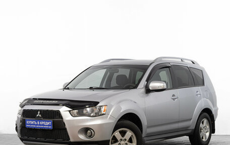 Mitsubishi Outlander III рестайлинг 3, 2010 год, 1 249 000 рублей, 4 фотография