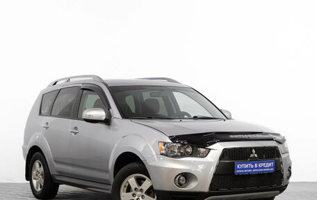 Mitsubishi Outlander III рестайлинг 3, 2010 год, 1 249 000 рублей, 2 фотография