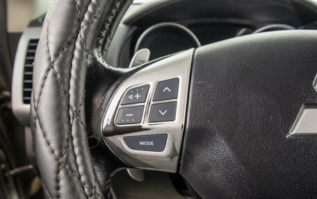 Mitsubishi Outlander III рестайлинг 3, 2010 год, 1 249 000 рублей, 15 фотография