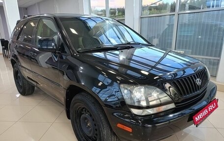 Lexus RX IV рестайлинг, 2000 год, 599 000 рублей, 3 фотография