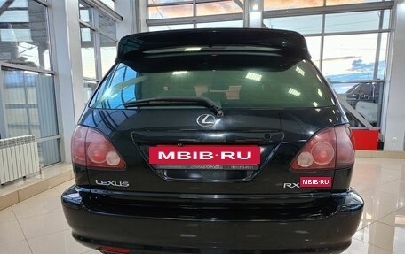 Lexus RX IV рестайлинг, 2000 год, 599 000 рублей, 5 фотография