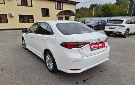 Toyota Corolla, 2021 год, 2 120 000 рублей, 5 фотография