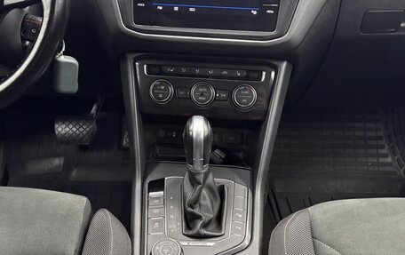Volkswagen Tiguan II, 2017 год, 2 100 000 рублей, 11 фотография