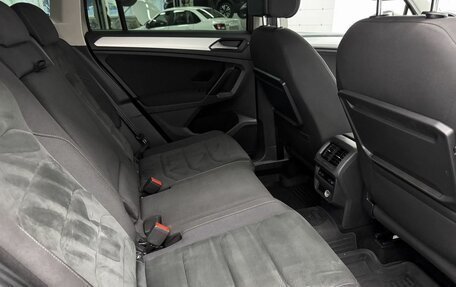 Volkswagen Tiguan II, 2017 год, 2 100 000 рублей, 14 фотография