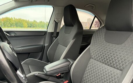 Skoda Rapid I, 2015 год, 890 000 рублей, 10 фотография
