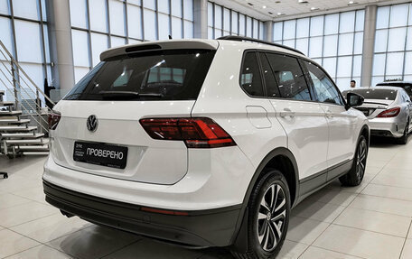 Volkswagen Tiguan II, 2020 год, 1 920 000 рублей, 6 фотография