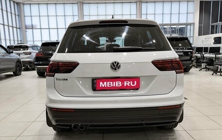 Volkswagen Tiguan II, 2020 год, 1 920 000 рублей, 7 фотография