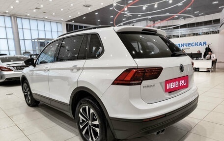 Volkswagen Tiguan II, 2020 год, 1 920 000 рублей, 8 фотография