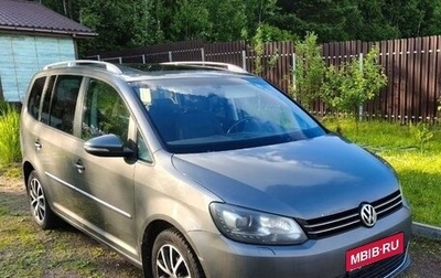 Volkswagen Touran III, 2012 год, 850 000 рублей, 1 фотография