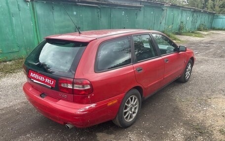 Volvo V40 I, 2003 год, 220 000 рублей, 3 фотография