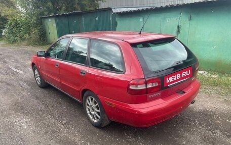 Volvo V40 I, 2003 год, 220 000 рублей, 4 фотография
