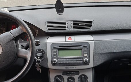 Volkswagen Passat B6, 2005 год, 480 000 рублей, 2 фотография