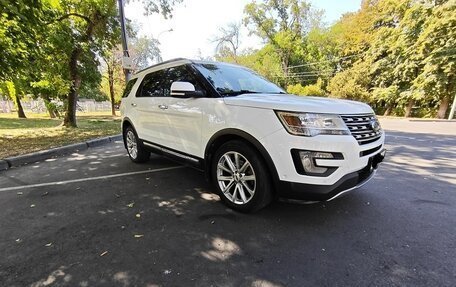 Ford Explorer VI, 2017 год, 2 380 000 рублей, 3 фотография