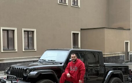 Jeep Gladiator, 2023 год, 6 300 000 рублей, 17 фотография