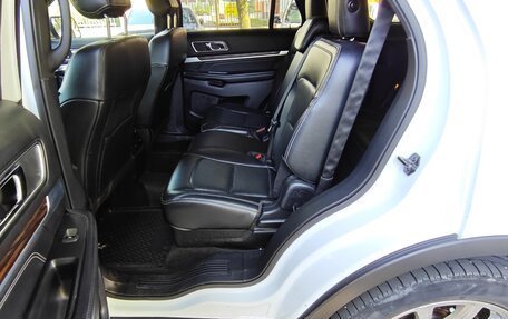 Ford Explorer VI, 2017 год, 2 380 000 рублей, 16 фотография