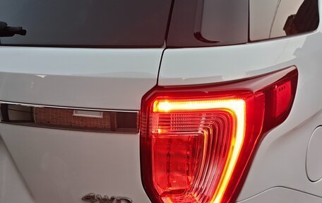 Ford Explorer VI, 2017 год, 2 380 000 рублей, 30 фотография