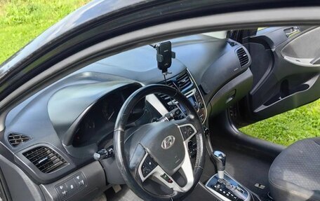 Hyundai Solaris II рестайлинг, 2011 год, 500 000 рублей, 6 фотография