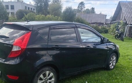 Hyundai Solaris II рестайлинг, 2011 год, 500 000 рублей, 8 фотография