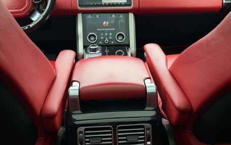 Land Rover Range Rover IV рестайлинг, 2018 год, 4 600 000 рублей, 12 фотография