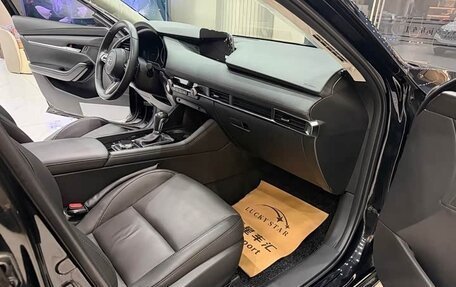 Mazda 3, 2023 год, 2 380 000 рублей, 15 фотография