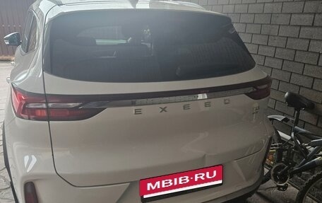 CheryExeed TXL, 2023 год, 2 450 000 рублей, 5 фотография