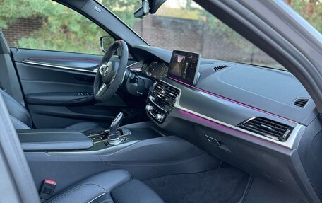 BMW 5 серия, 2021 год, 4 200 000 рублей, 14 фотография