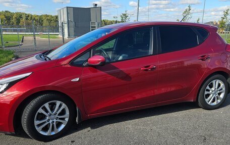 KIA cee'd III, 2015 год, 1 130 000 рублей, 2 фотография