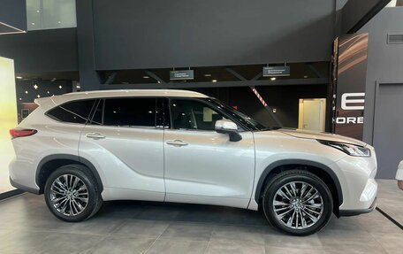 Toyota Highlander, 2026 год, 5 349 000 рублей, 4 фотография