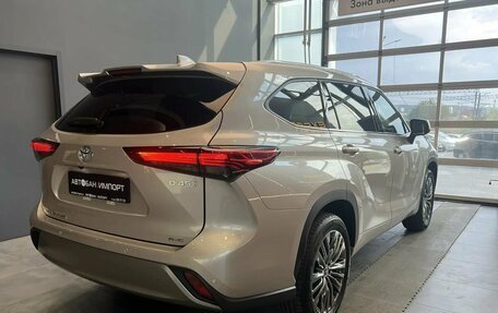 Toyota Highlander, 2026 год, 5 349 000 рублей, 6 фотография
