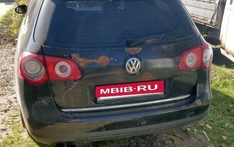 Volkswagen Passat B6, 2006 год, 350 000 рублей, 4 фотография