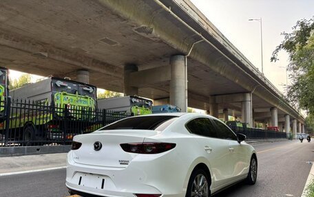 Mazda 3, 2022 год, 2 035 000 рублей, 7 фотография