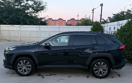 Toyota RAV4, 2025 год, 3 650 000 рублей, 4 фотография