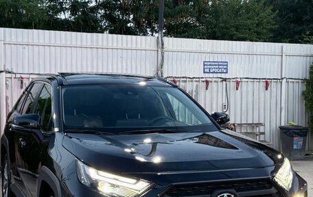 Toyota RAV4, 2025 год, 3 650 000 рублей, 8 фотография