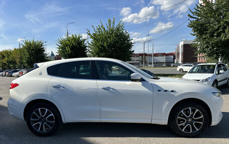 Maserati Levante I, 2017 год, 4 390 000 рублей, 4 фотография