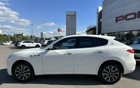 Maserati Levante I, 2017 год, 4 390 000 рублей, 8 фотография