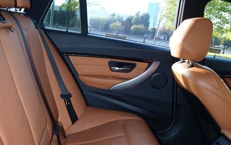 BMW 3 серия, 2019 год, 2 200 000 рублей, 21 фотография