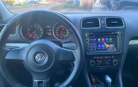 Volkswagen Golf VI, 2010 год, 820 000 рублей, 5 фотография
