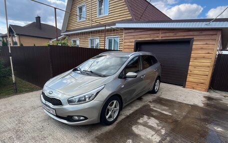 KIA cee'd III, 2013 год, 880 000 рублей, 2 фотография