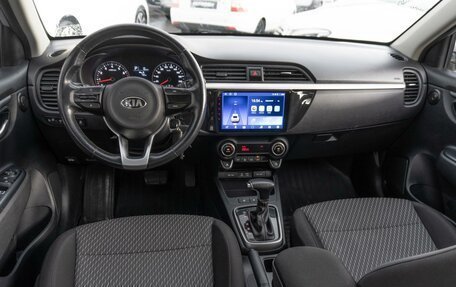 KIA Rio IV, 2018 год, 1 499 000 рублей, 6 фотография
