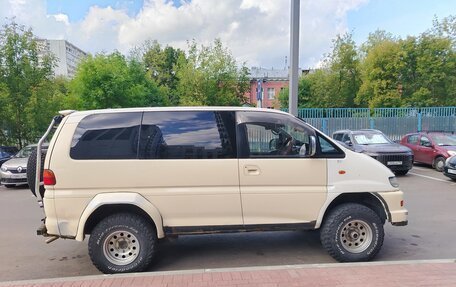 Mitsubishi Delica IV, 2001 год, 1 300 000 рублей, 4 фотография