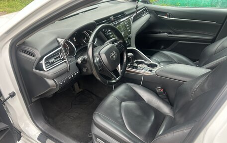 Toyota Camry, 2020 год, 3 100 000 рублей, 8 фотография