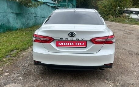 Toyota Camry, 2020 год, 3 100 000 рублей, 7 фотография