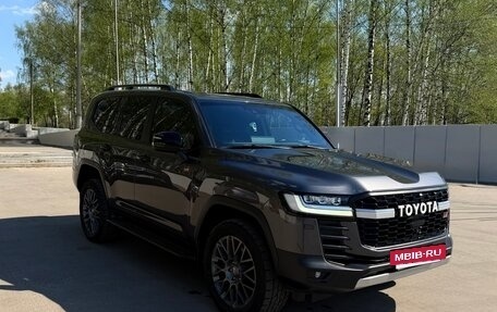 Toyota Land Cruiser, 2022 год, 10 500 000 рублей, 3 фотография