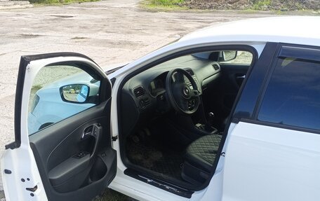 Volkswagen Polo VI (EU Market), 2015 год, 650 000 рублей, 4 фотография